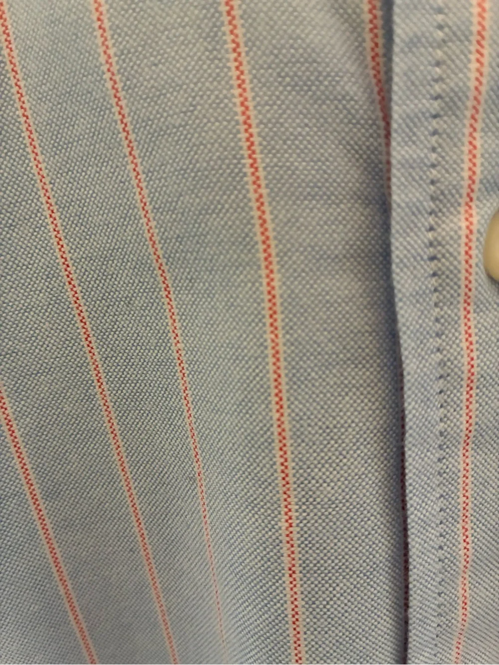 J. Crew Men’s Light Blue Oxford Shirt with Red Stripe. Giant Fit. Size L. New.